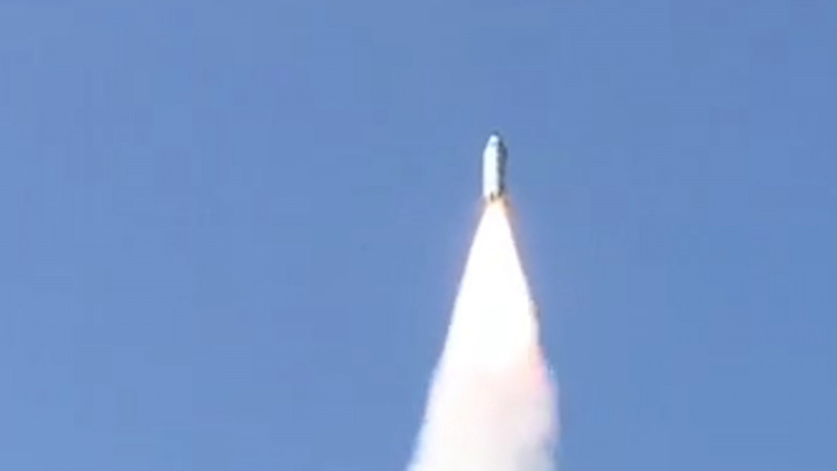 Corea del Norte lanza un misil que sobrevuela Japón