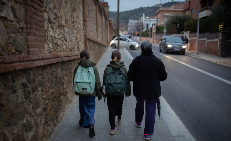 Menos alumnos por aula y más inversión: así será la educación en Catalunya el próximo curso