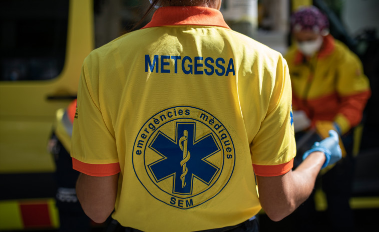 Muere un hombre en un incendio en un piso en la calle Riera Blanca de Barcelona