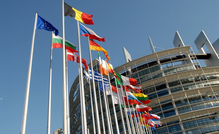 La UE enviará una comisión de eurodiputados a Catalunya para vigilar el uso del castellano en las escuelas