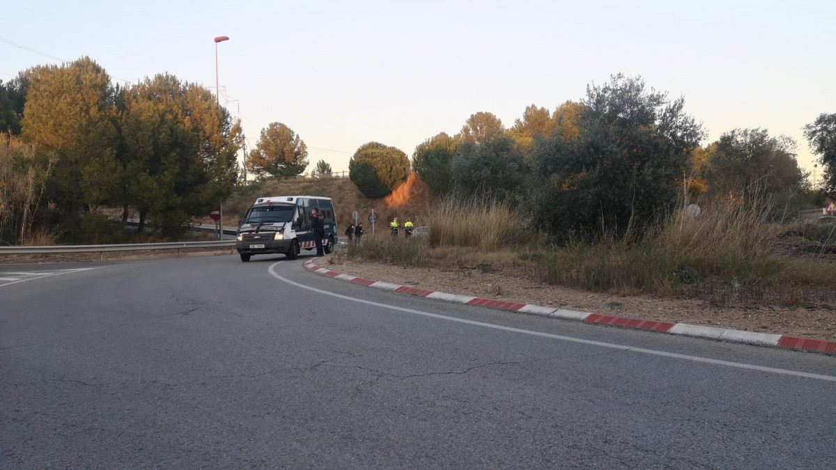 Archivo - La rotonda donde el hombre que huía tras un tiroteo en una empresa de seguridad de Tarragona ha escapado de un control policial hiriendo de gravedad a un mosso d'esquadra con un disparo, en