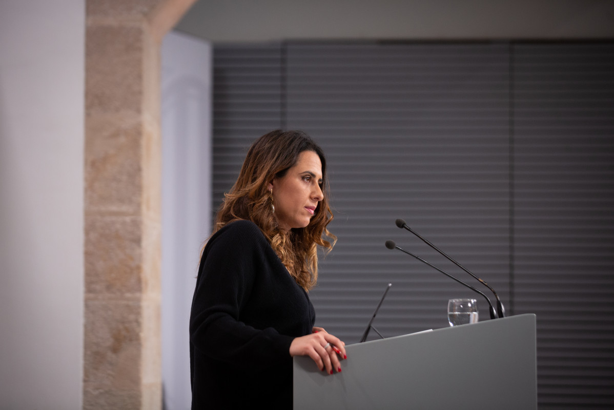 La portavoz del Govern, Patrícia Plaja, comparece tras una reunión del Consell Executiu, en la Generalitat de Cataluña, a 1 de febrero de 2022, en Barcelona, Cataluña (España). Durante su compare