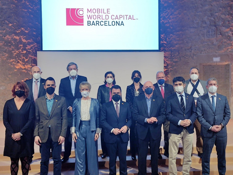 Hoffman, director del GSMA, celebra el inicio del Mobile World Congress
