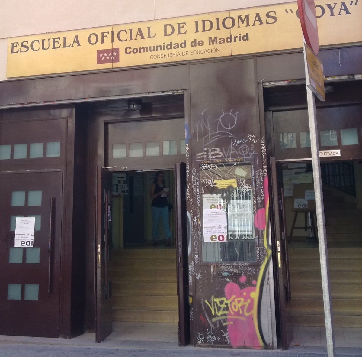 Archivo - Imagen de archivo de una Escuela Oficial de Idiomas (EOI) en Madrid