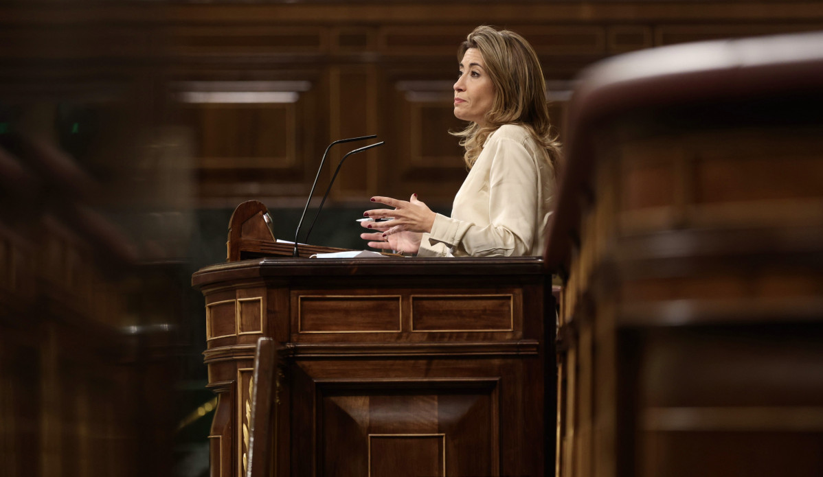 Archivo - La ministra de Transportes, Movilidad y Agenda Urbana, Raquel Sánchez, interviene en una sesión plenaria en el Congreso