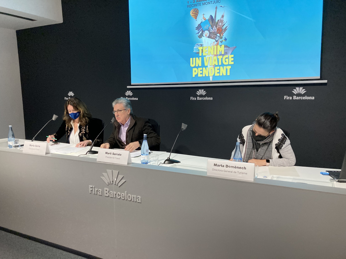 El presidente de B-Travel, Mart&iacute; Serrate;  la director general de Turismo de la Generalitat, Marta Dom&egrave;nech, y la directora del sal&oacute;n, Marta Serra.
