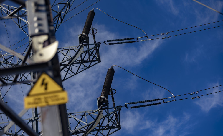 España es el cuarto país de la UE con más impuestos en el recibo de la luz