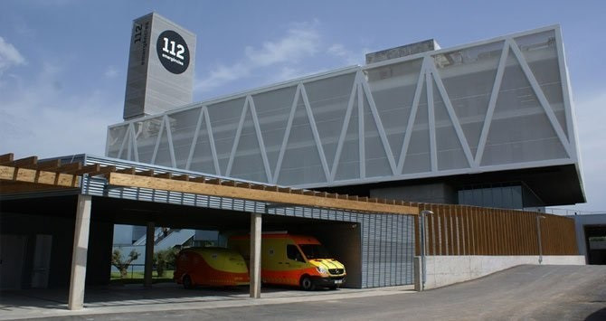 Edificio del centro de llamadas de emergencia 112