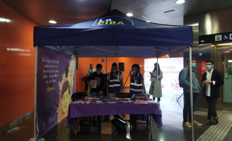 TMB incorpora 'agentes violetas' en 7 estaciones de Metro de Santa Coloma de Gramenet