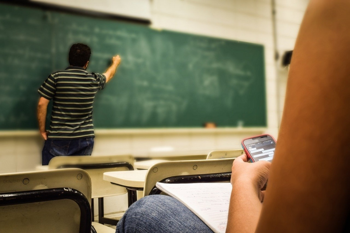 EuropaPress 4233289 clase aula profesor colegio