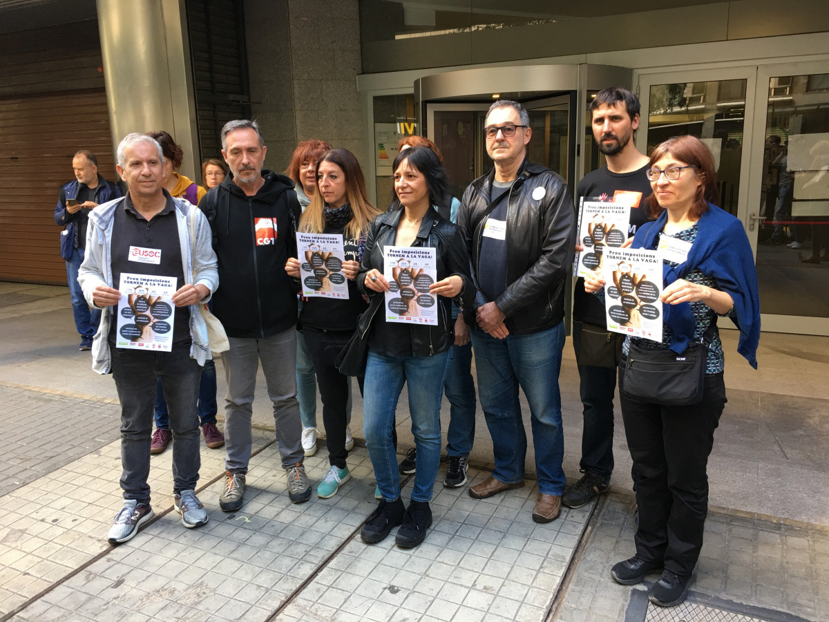 Portavoces sindicales anunciando las huelgas educativas del tercer trimestre