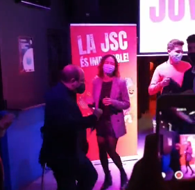 VÍDEO: Iceta se atreve a bailar 'SloMo' de Chanel