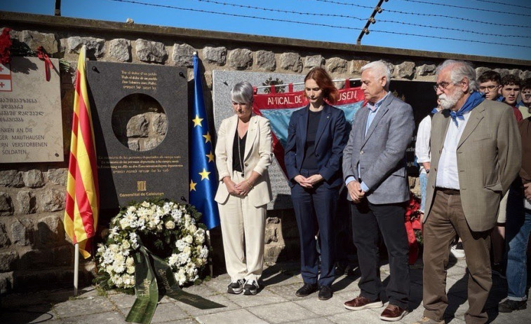 Homenaje a las víctimas del nazismo en Mathausen