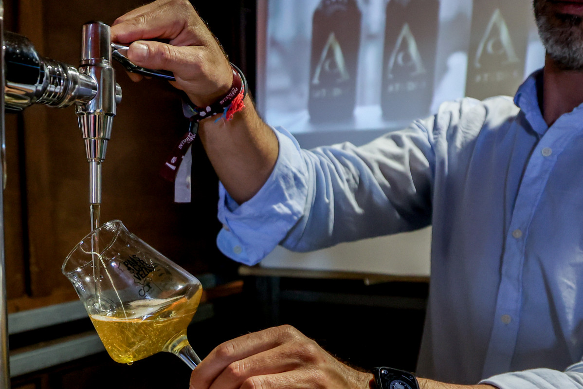 EuropaPress 4482949 cerveza rubia grifo tirada copa cristal gran festival cultura cervecera