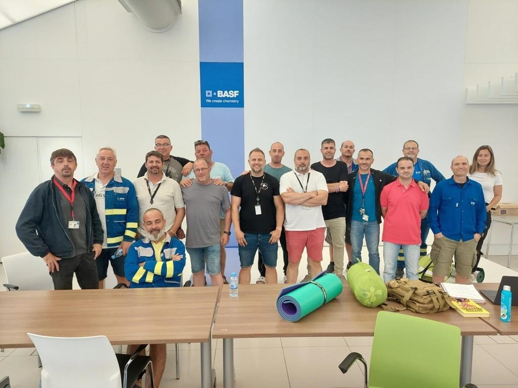 EuropaPress 4507131 algunos miembros comite empresa basf encerrado planta tarragona