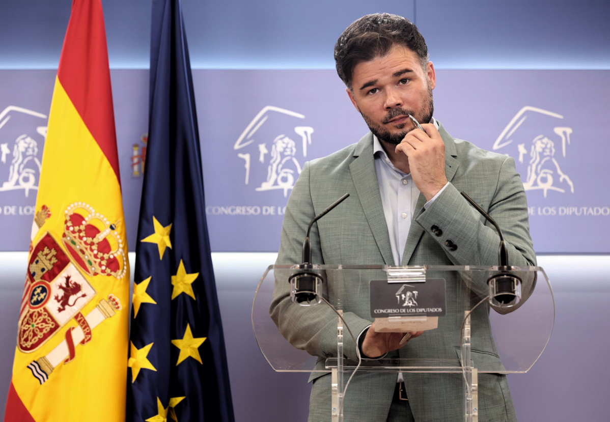 El portavoz de Esquerra Republicana (ERC) en el Congreso, Gabriel Rufián, en una rueda de prensa