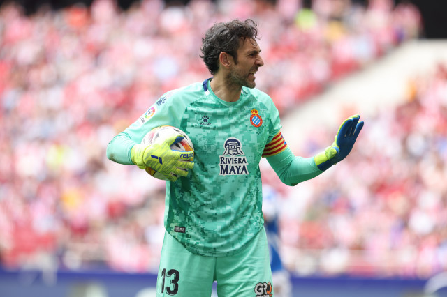 EuropaPress 4387703 diego lopez of espanyol gestures during the spanish league liga santander