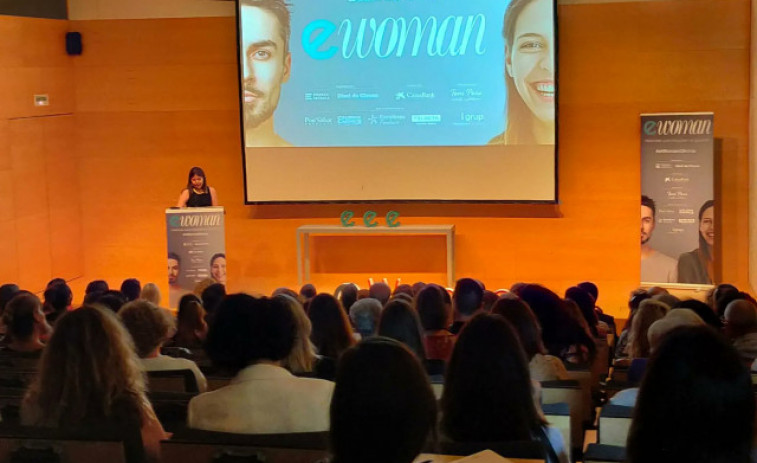Talento y liderazgo en femenino en Girona: entregados los Premios eWoman 2022