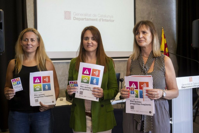 Protecció Civil informa a la población sobre el riesgo químico