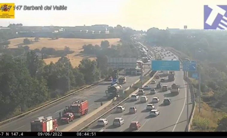 Retenciones de 12 kilómetros en la AP-7 entre Hostalric y Sant Celoni