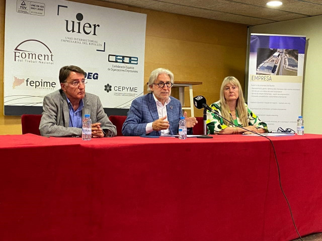 Foment y la Uier piden mejoras para descongestionar la movilidad de Ripoll