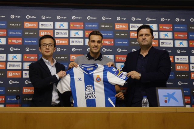 Brian Oliván se convierte en el primer fichaje del RCD Espanyol