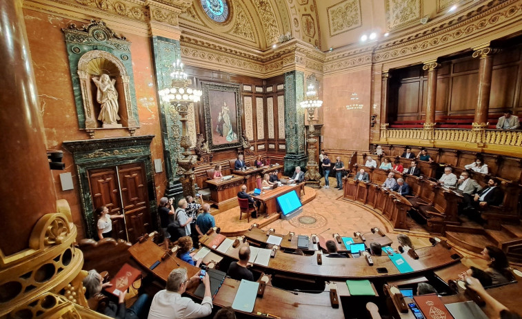 PSC y ERC empatarían en las elecciones en Barcelona y BComú quedaría tercera, según un sondeo