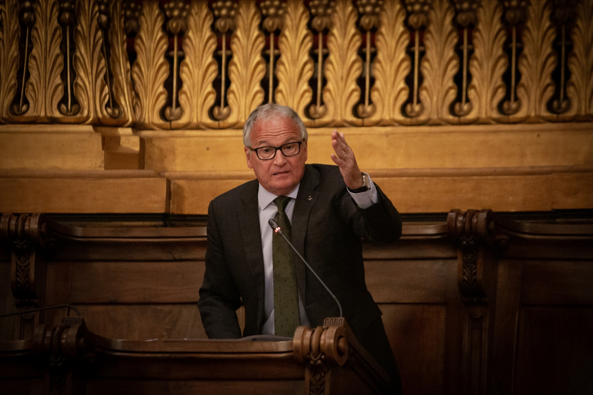Archivo - El concejal del PPC en el Ayuntamiento de Barcelona Josep Bou, interviene en una sesión plenaria en el Ayuntamiento de Barcelona, a 23 de julio de 2021, en Barcelona, Catalunya (España). -