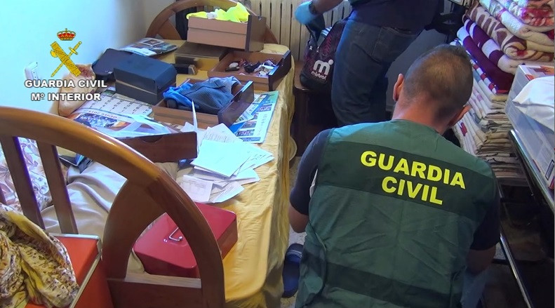 40 Detenidos De Una Organización Criminal Experta En Estafas Bancarias A Través Del Phishing Y Otros Métodos