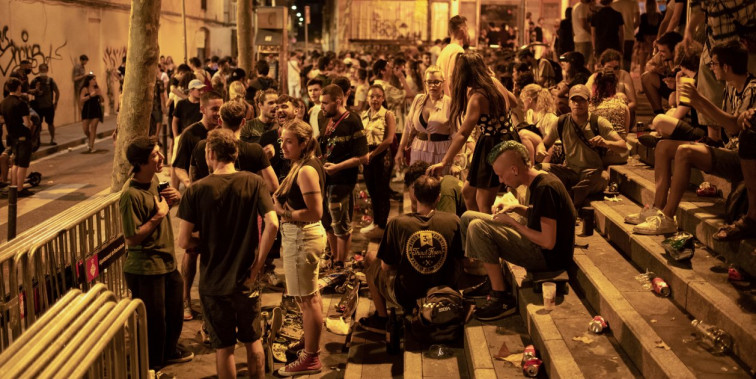 Dormir en Barcelona es una odisea por el aumento del ruido nocturno