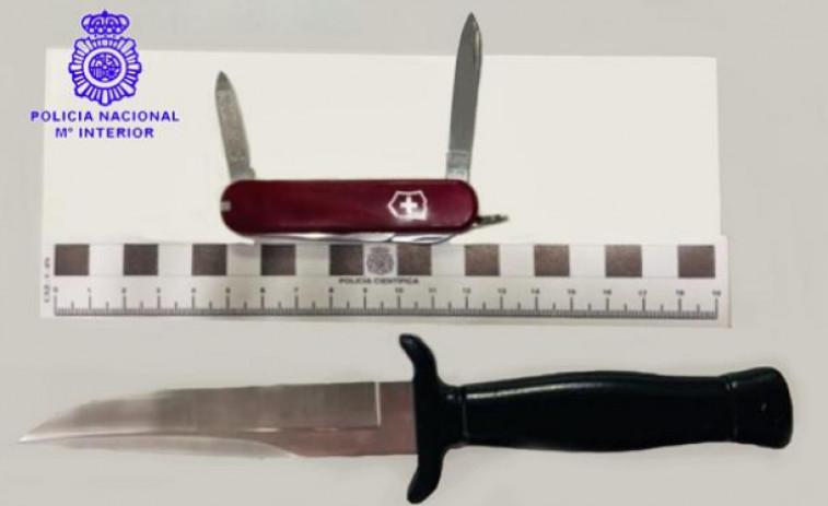 Amenaza a su vecino con un cuchillo 