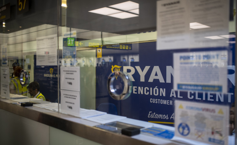 Ryanair cancela este lunes seis vuelos por la huelga, cuatro de ellos en Barcelona