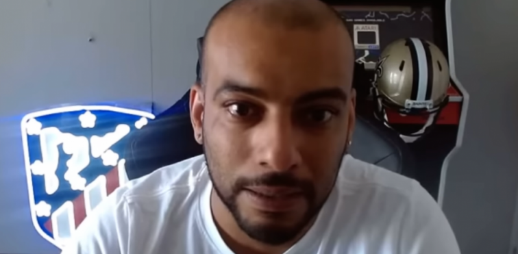 Forocoches planea enviar 100 kg de estiércol al youtuber Borja Escalona