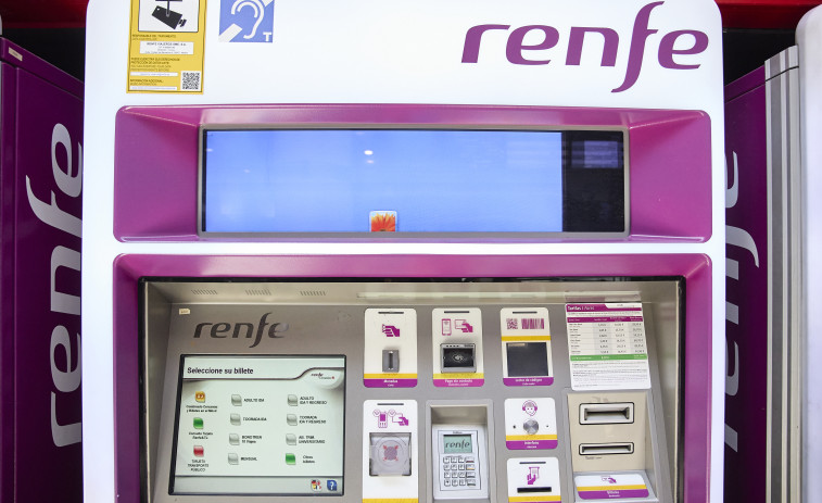 El Gobierno estima un ahorro de hasta 1.000 euros por familia con los abonos gratuitos de Renfe