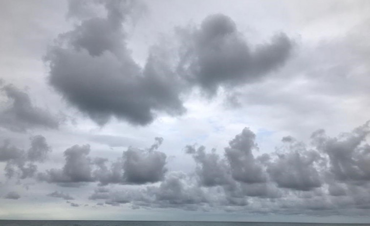 Fin de semana de contrastes térmicos en España: bajan temperaturas en el norte y el calor persiste en el sur con fuertes tormentas
