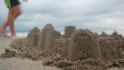 Un niño de 11 años muere sepultado por un castillo de arena