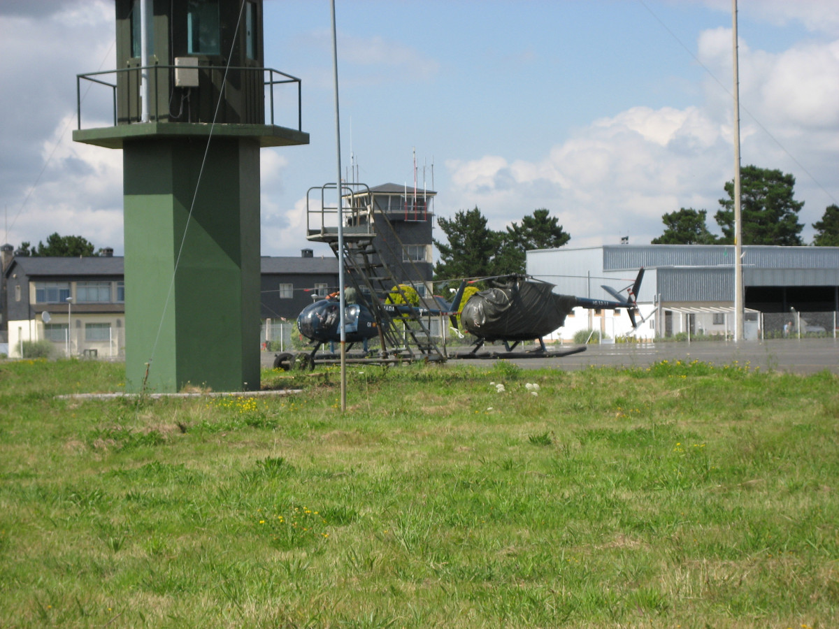 Aeródromo Militar de Santiago.OH 6 Cayuse