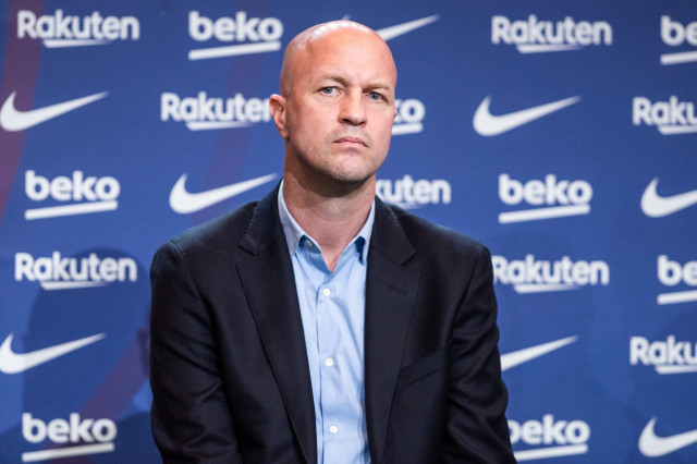 EuropaPress 4229345 jordi cruyff attends during the presentation of adama as new player of fc