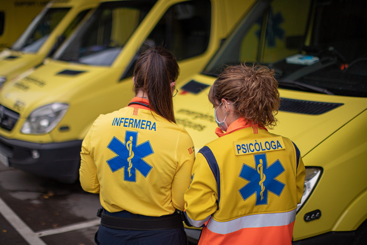 Herido grave en un accidente entre un coche y una moto en la C-670 en Oristà