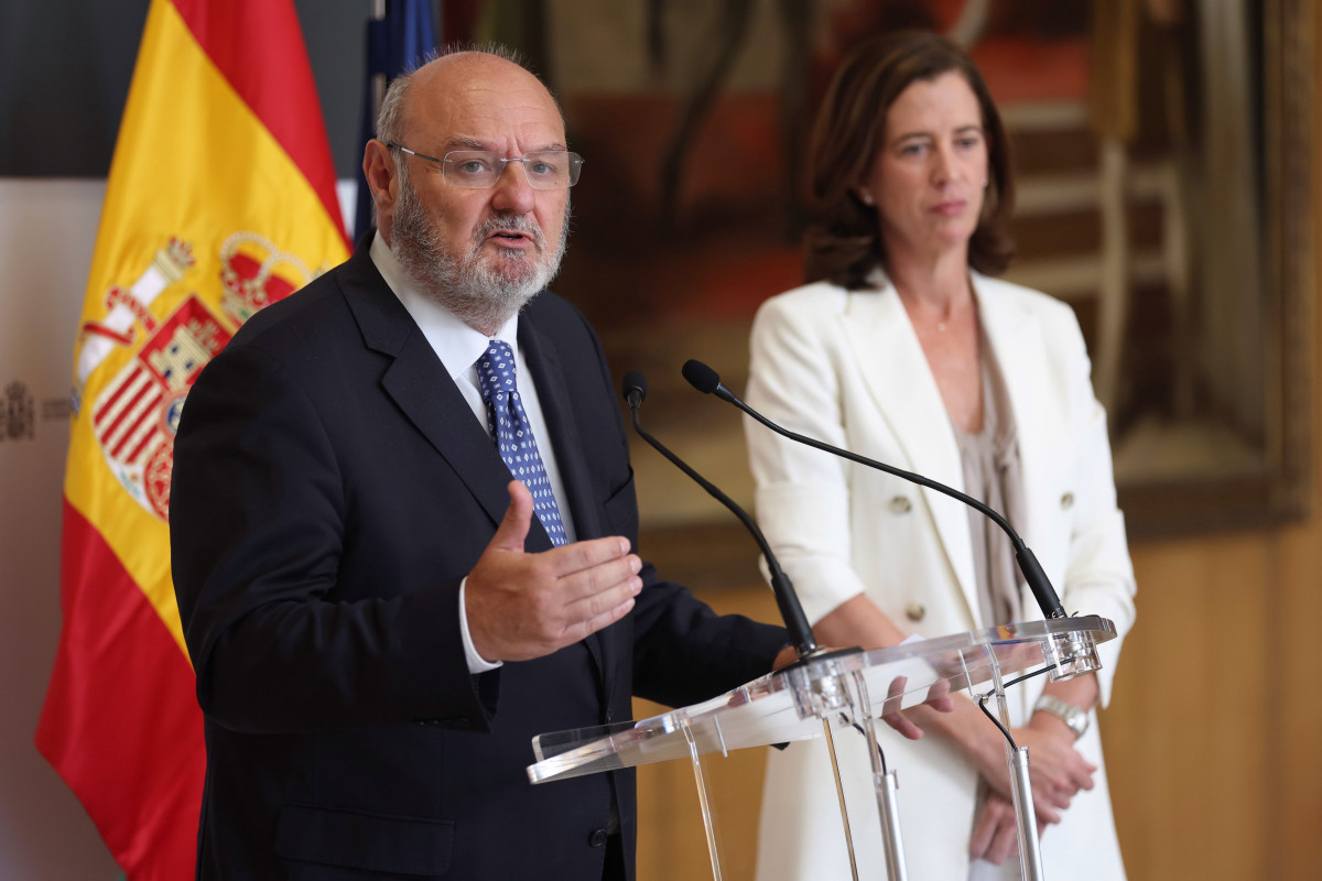EuropaPress 4588693 presidente confederacion espanola cajas ahorros ceca jose maria mendez