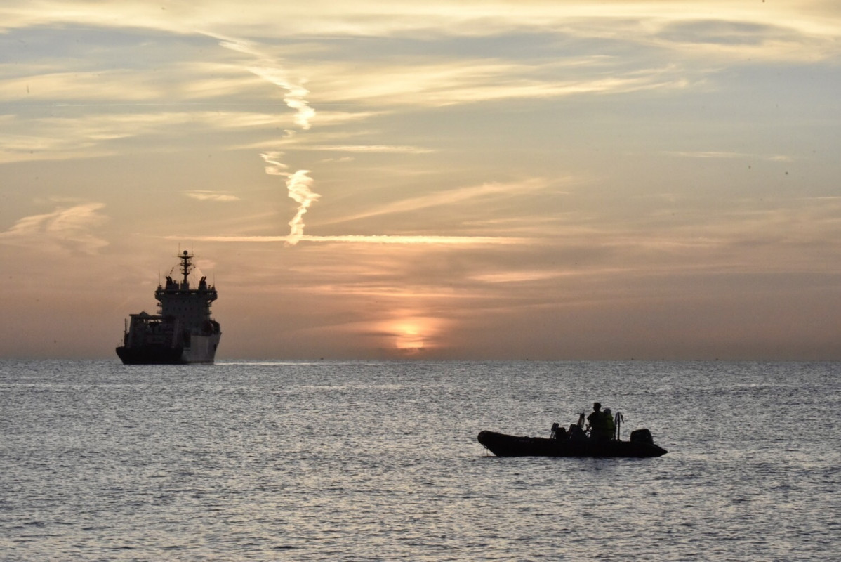 EuropaPress 4768543 llega cable submarino 2africa sant adria besos barcelona