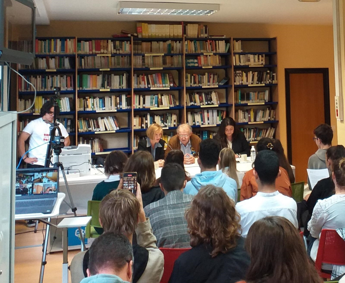 Catalunya press   adam michnik