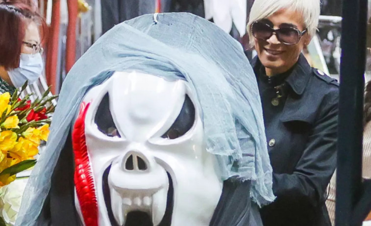 Ana María Aldón calienta motores para Halloween con un disfraz terrorífico