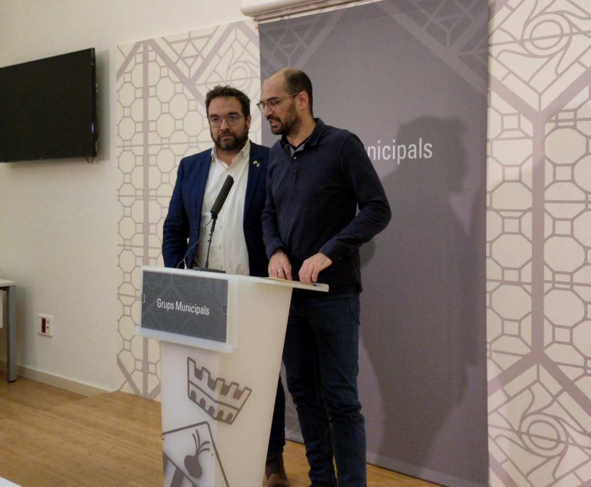 EuropaPress 2618610 dos exalcaldes actuales concejales pleno sabadell juli fernandez maties