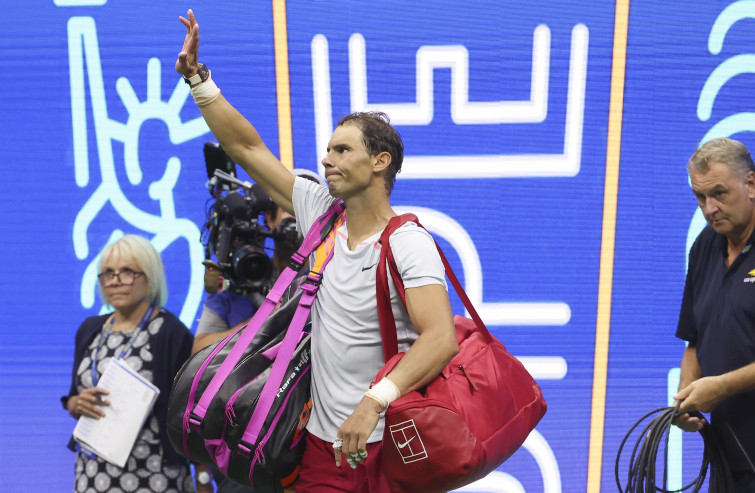 Rafa Nadal pierde su magia y se despide de París-Bercy en su debut