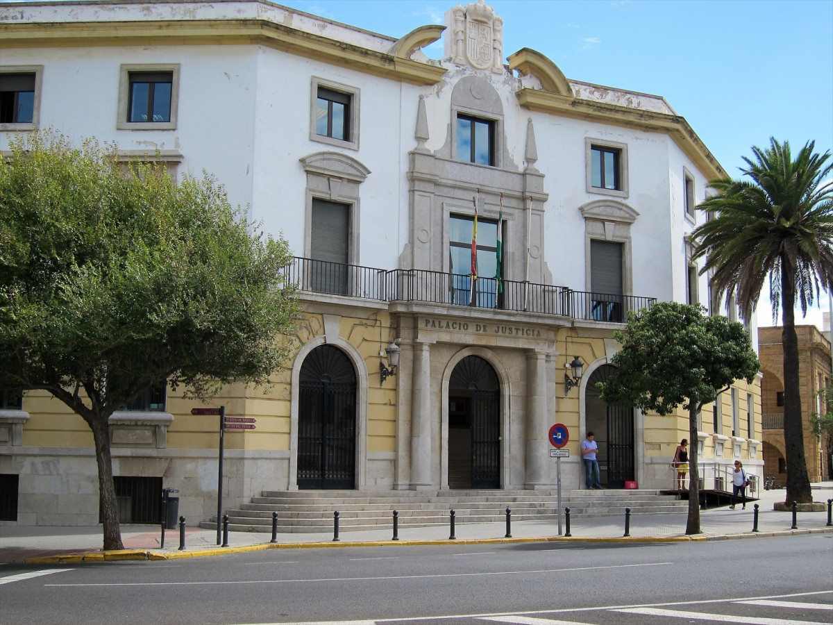 EuropaPress 1400470 andalucia cadiz tribunales  fiscalia cadiz presento mas 10000 acusaciones