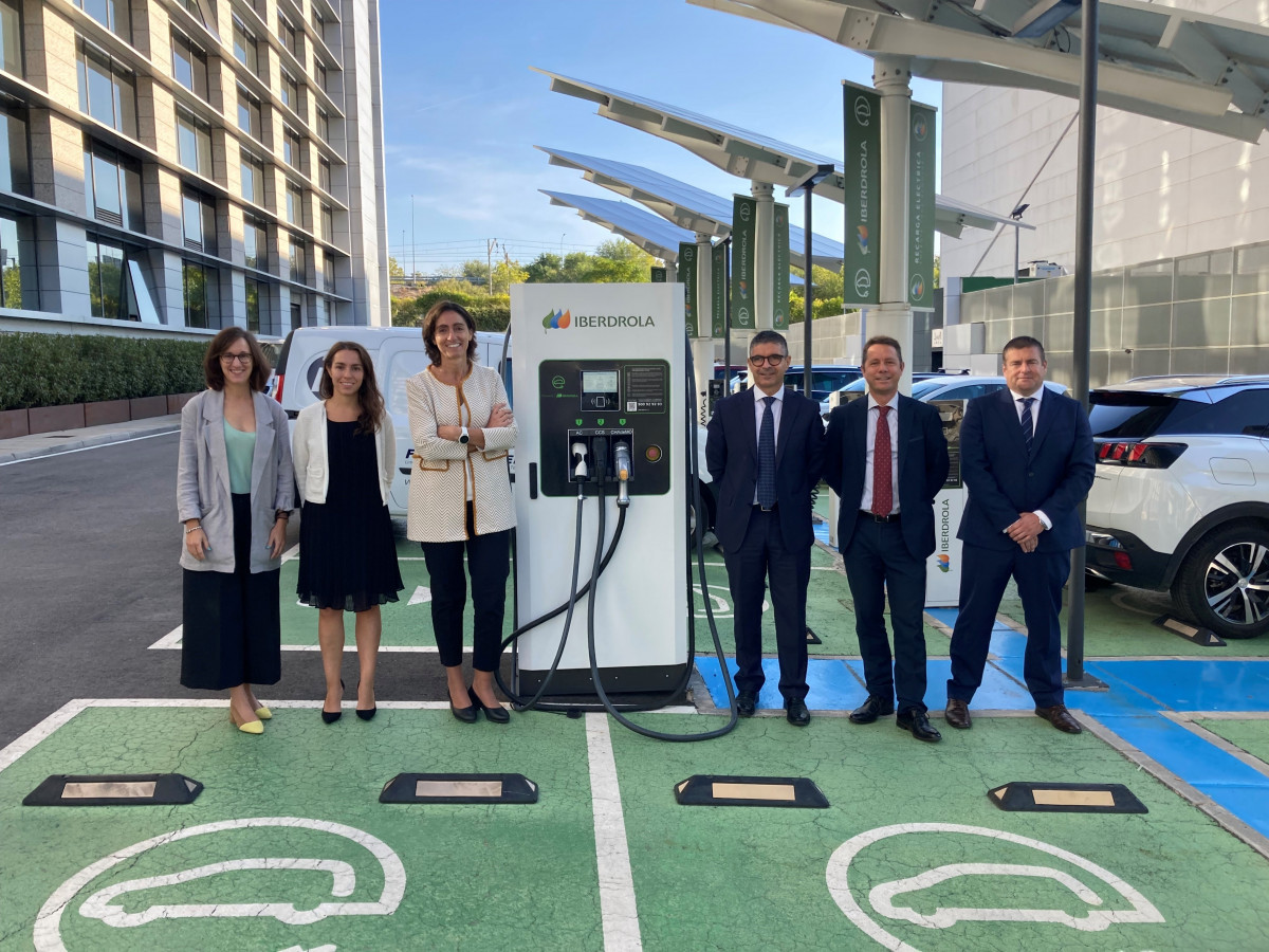 Acuerdo Iberdrola y Q8 para la instalación de puntos de recarga
