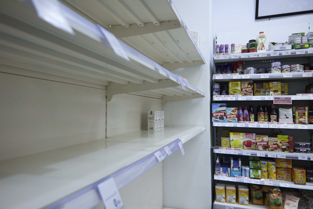 EuropaPress 4323538 supermercados sufren desabastecimiento productos primera necesidad protesta