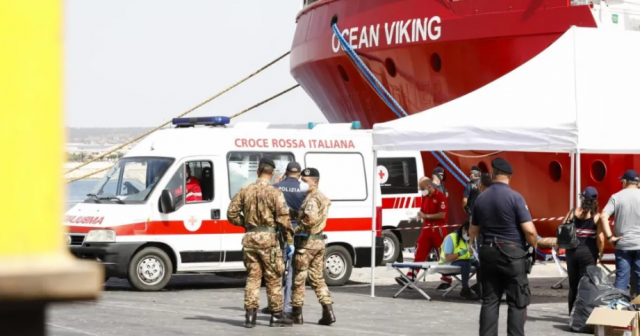 Francia acogerá el Ocean Viking con 234 migrantes a bordo y sancionará a Italia