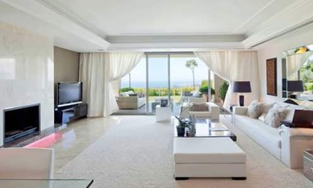 Shakira y Piqué ya tienen su casoplón a la venta por un precio entre 10 y 14 millones de euros